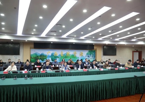 广西部署耕地；ず秃由铰袒占渥ㄏ罟婊僭旃ぷ “破局”耕林空间矛盾